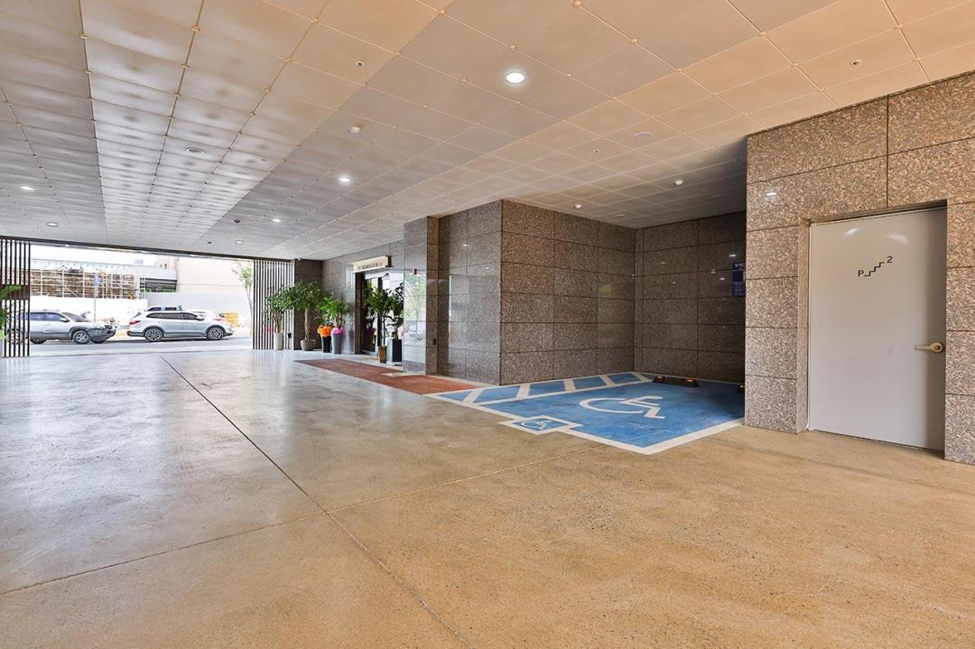 Parking lot