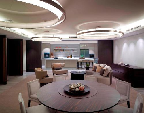 Bar/lounge