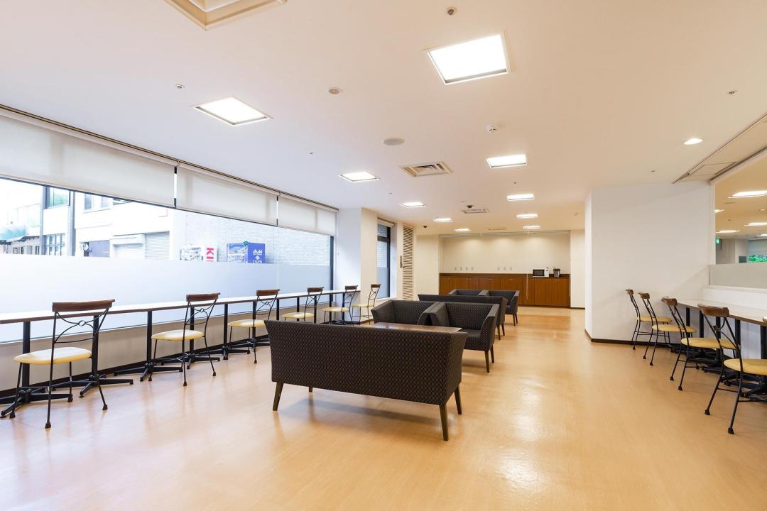 Shared lounge/TV area