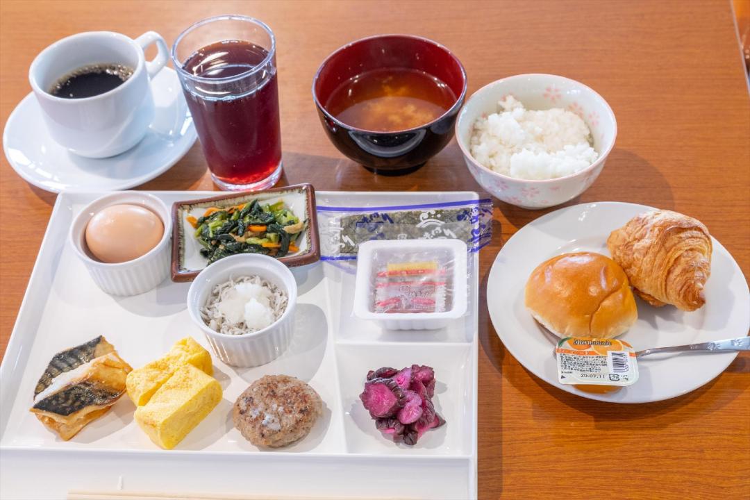 餐飲服務