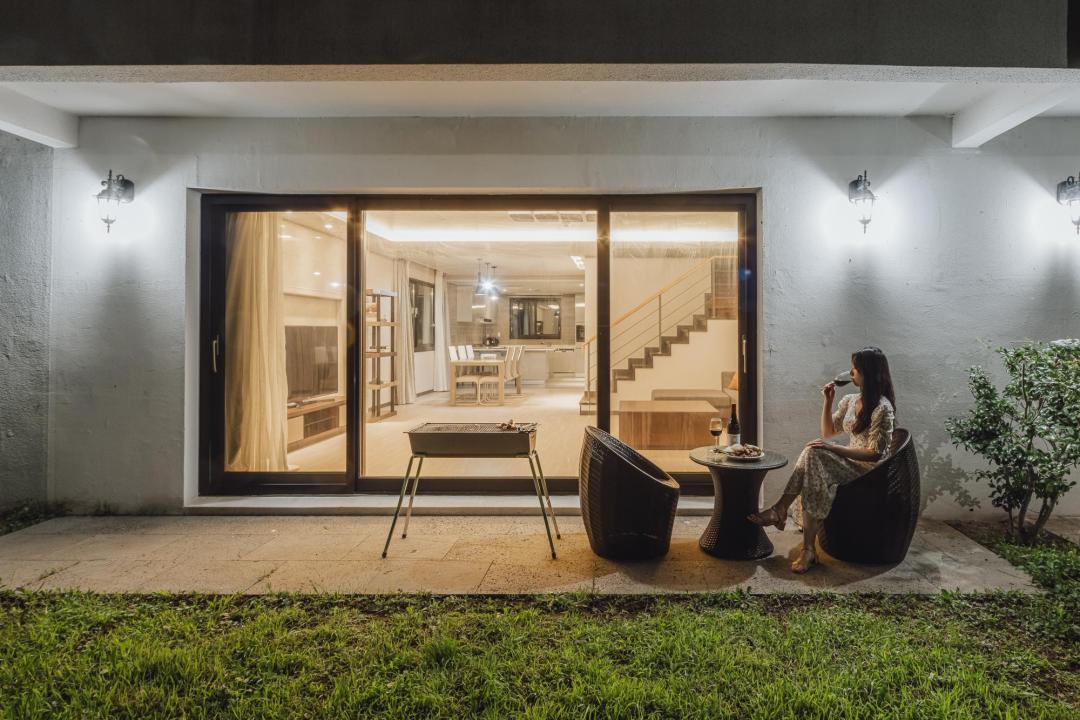 Separate living room