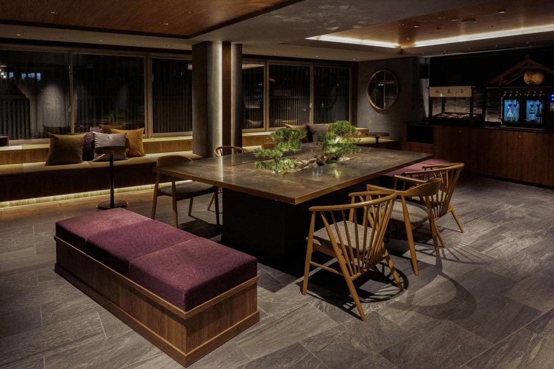Bar/lounge