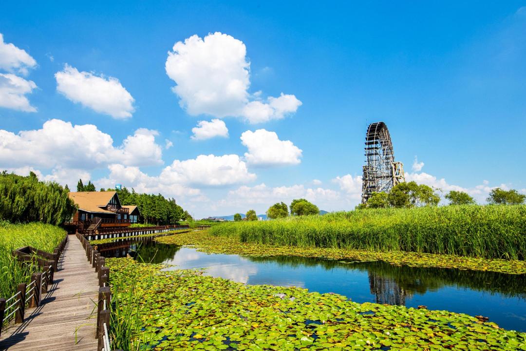 Nearby attraction