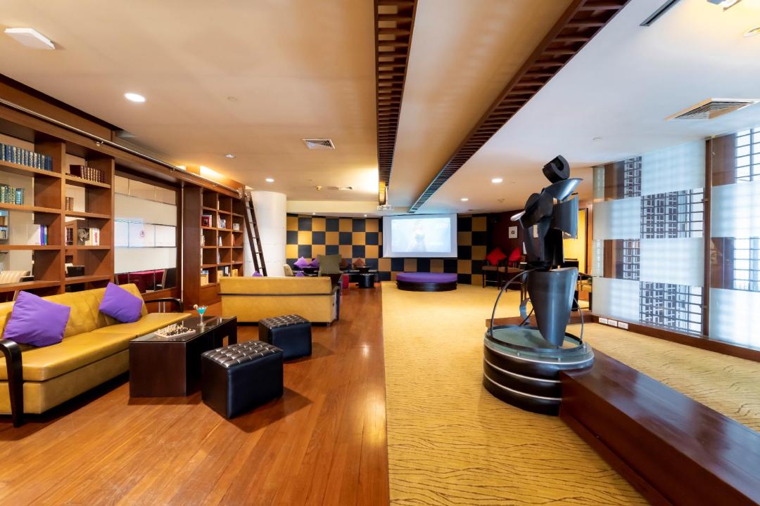 Bar/lounge