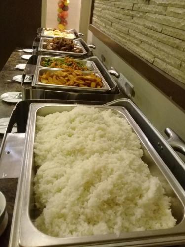餐飲服務